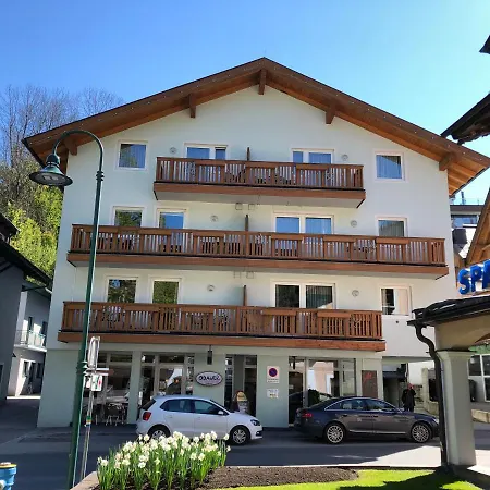 Apartment Centrum 9 *