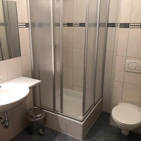 Apartment Centrum 9 *